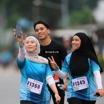 Runner Photo 8899076