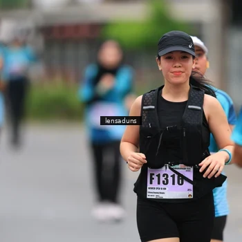 Runner Photo 8899119