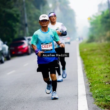 Runner Photo 8899156
