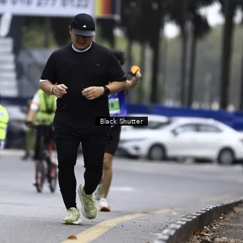 Runner Photo 8899158