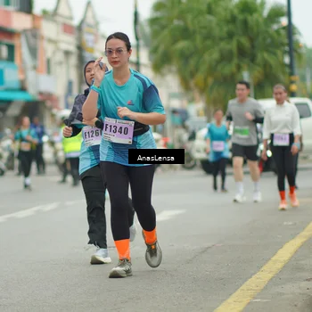 Runner Photo 8899257