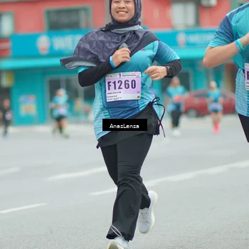 Runner Photo 8899258