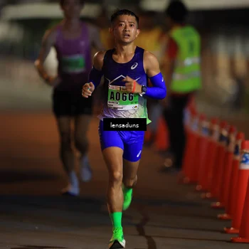 Runner Photo 8899275