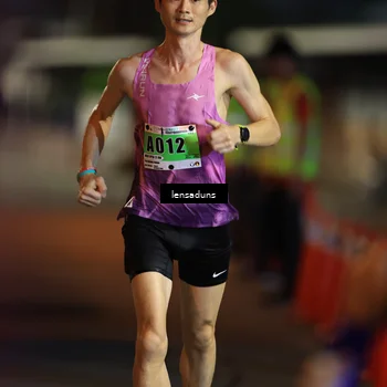 Runner Photo 8899287