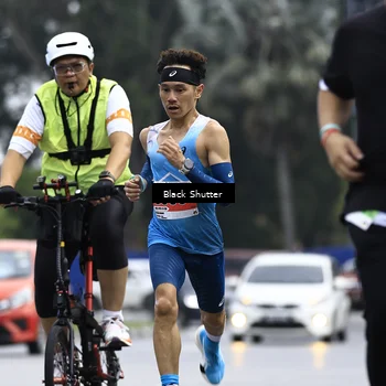 Runner Photo 8899296