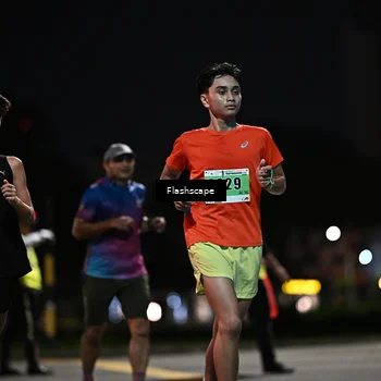 Runner Photo 8899313