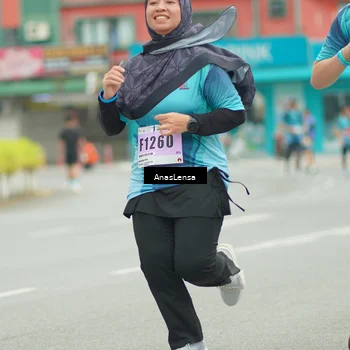 Runner Photo 8899356