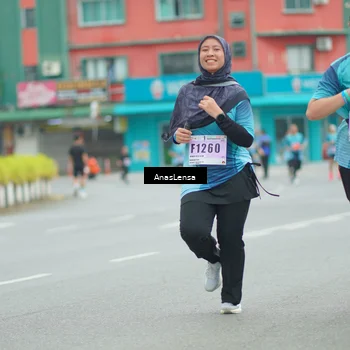 Runner Photo 8899359