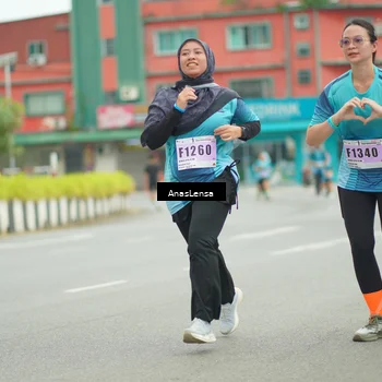 Runner Photo 8899366