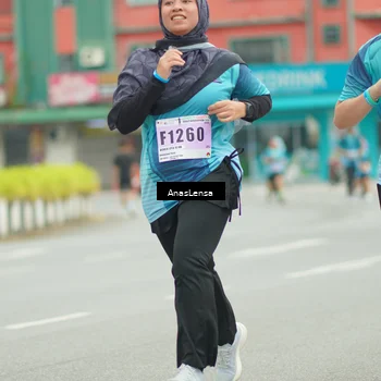 Runner Photo 8899370