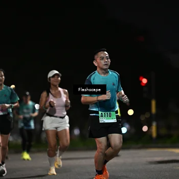 Runner Photo 8899375