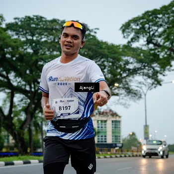 Runner Photo 8899389