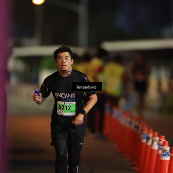 Runner Photo 8899413