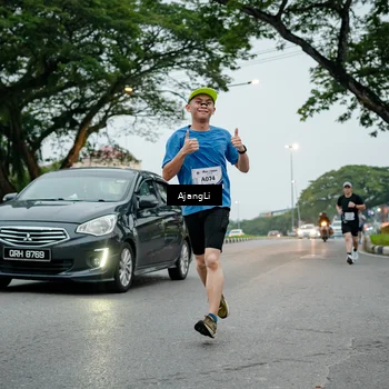 Runner Photo 8899417