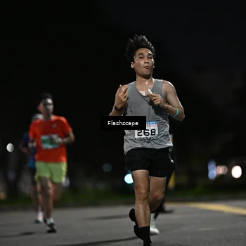 Runner Photo 8899419