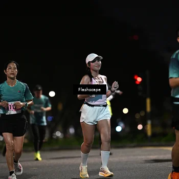 Runner Photo 8899425