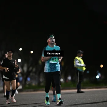 Runner Photo 8899463