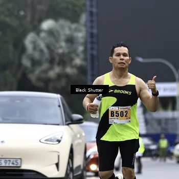 Runner Photo 8899495