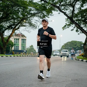 Runner Photo 8899501