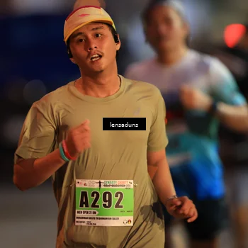 Runner Photo 8899535