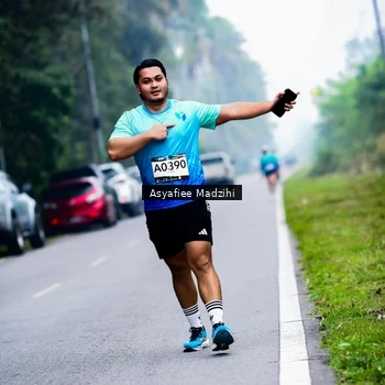 Runner Photo 8899540