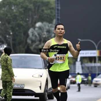 Runner Photo 8899545