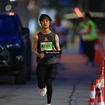 Runner Photo 8899548
