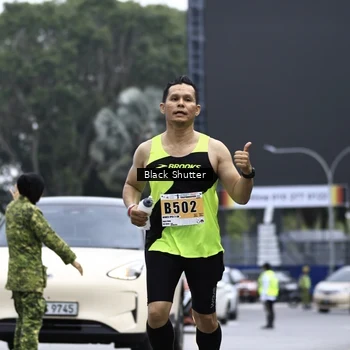 Runner Photo 8899552
