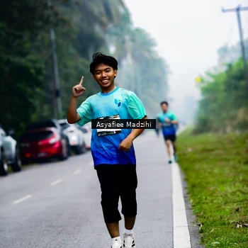 Runner Photo 8899567