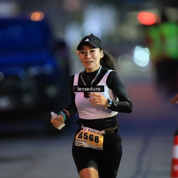 Runner Photo 8899570