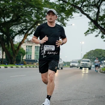 Runner Photo 8899573
