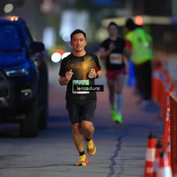 Runner Photo 8899582