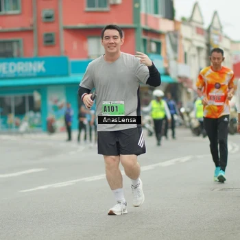 Runner Photo 8899585