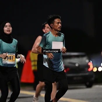 Runner Photo 8899596