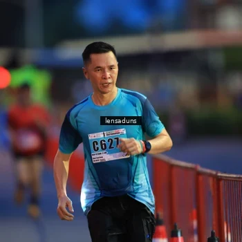 Runner Photo 8899629