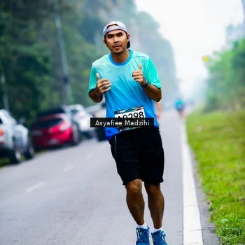 Runner Photo 8899631