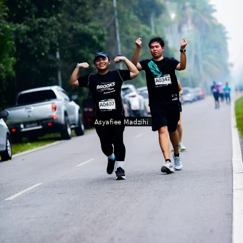 Runner Photo 8899638