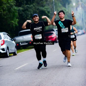 Runner Photo 8899641