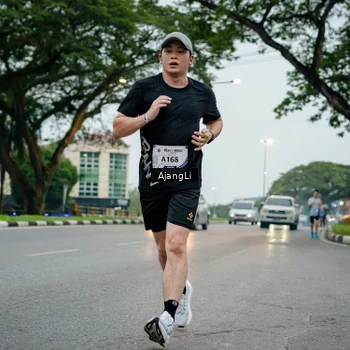 Runner Photo 8899677