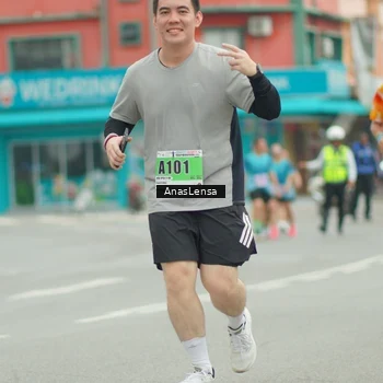 Runner Photo 8899690