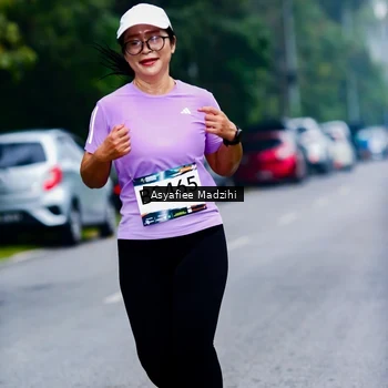 Runner Photo 8899700