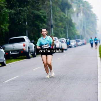 Runner Photo 8899711