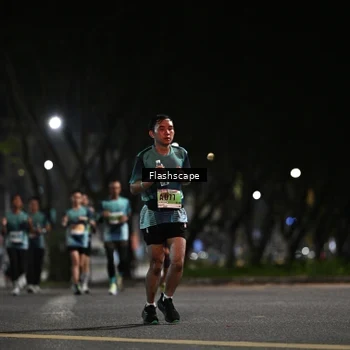 Runner Photo 8899725