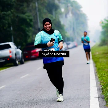Runner Photo 8899739