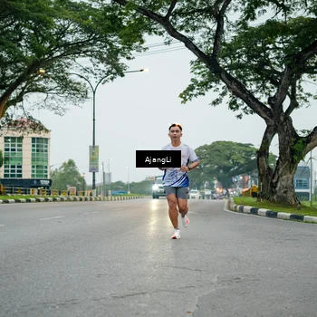 Runner Photo 8899757