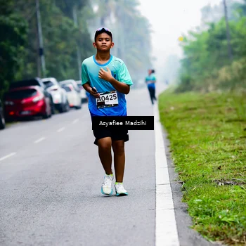 Runner Photo 8899764