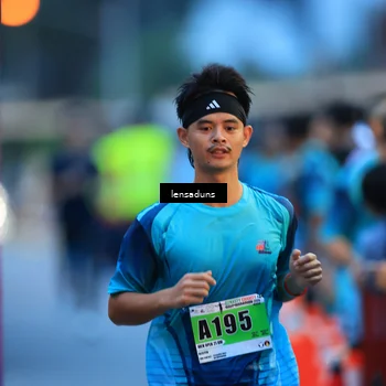 Runner Photo 8899772