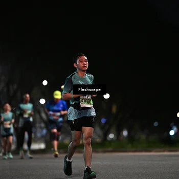 Runner Photo 8899773