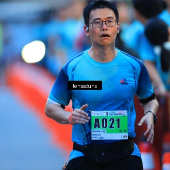 Runner Photo 8899824