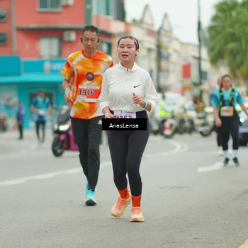 Runner Photo 8899835